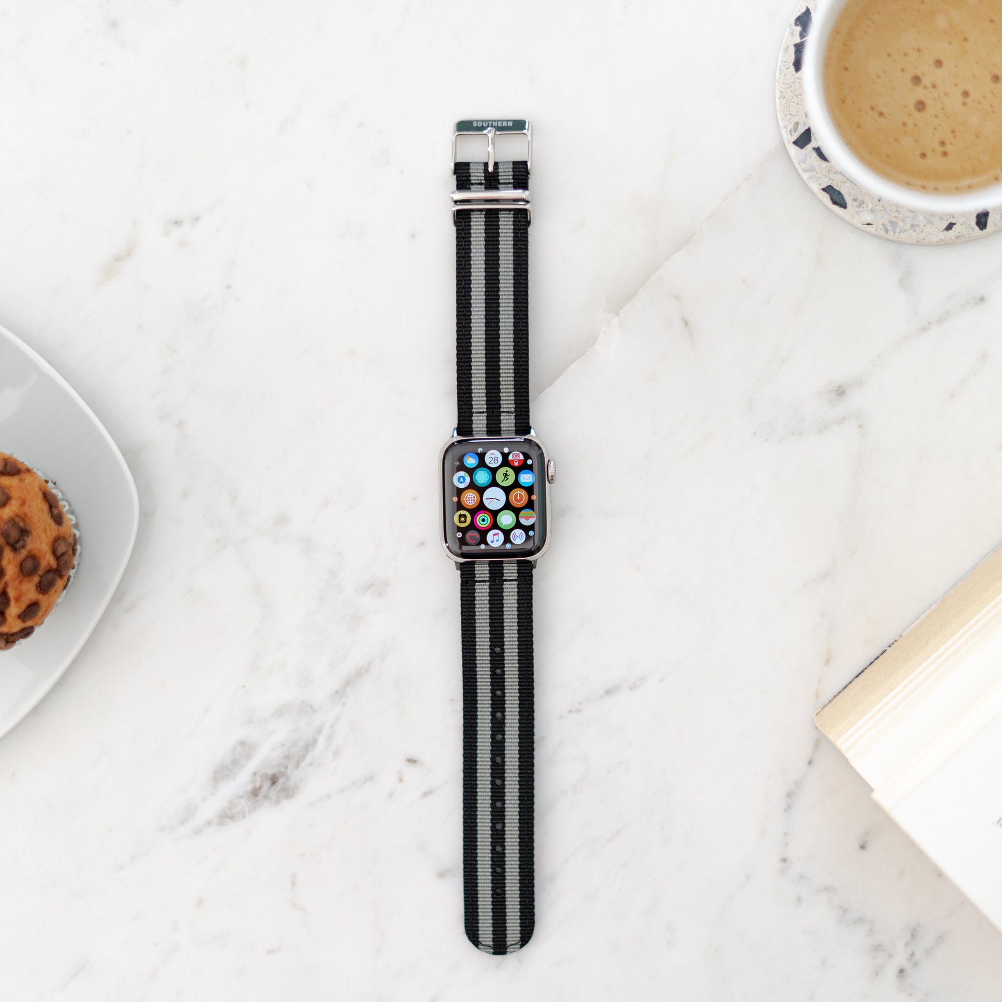 ブラック &amp; グレー ナイロン